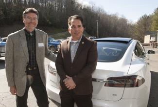 Photo of EBCI Vice Chief Richie Sneed and SCC's Native American MENtoring assistant coordinator and coach Earle Dixon.